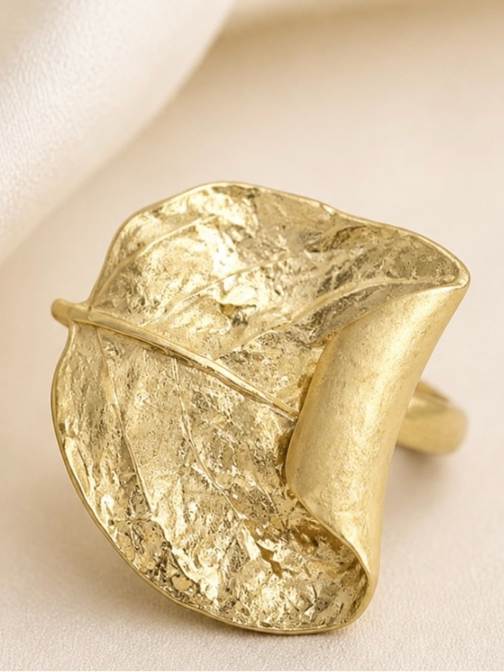 Gold Leaf-Inspired Women's Ring 5.5